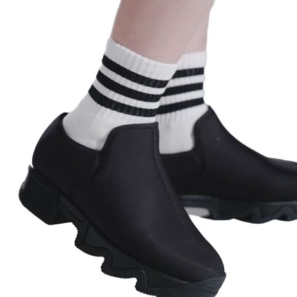 𝅺designer iRi WES I Low Top Sneaker (BK0) BLACK LOW TOP SNEAKER - Picture 1 of 12